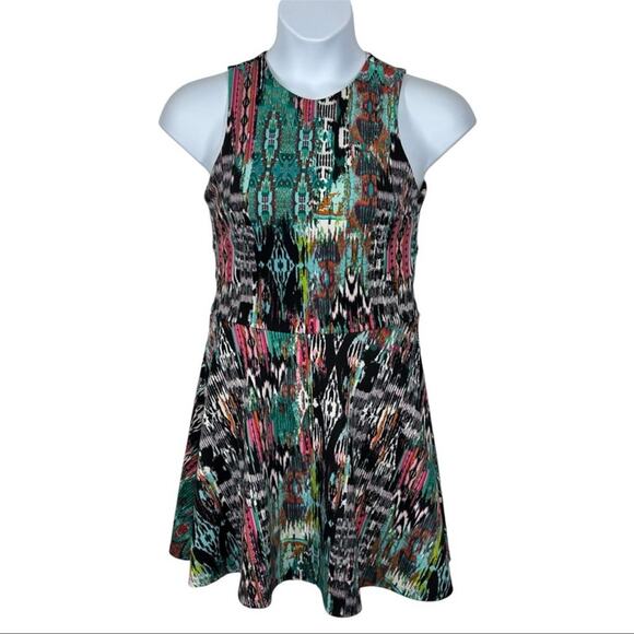 Julian Chang Fit & Flare Mini Dress Open Back Racerback Abstract Print Medium - Picture 12 of 13